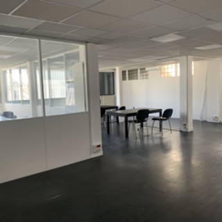 Bureau privé 90 m² 30 postes Coworking Rue Rabelais Montreuil 93100 - photo 2